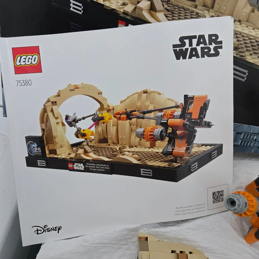 LEGO Star Wars Mos Espa Podrace Diorama 75380 25th Anniversary Set with Box